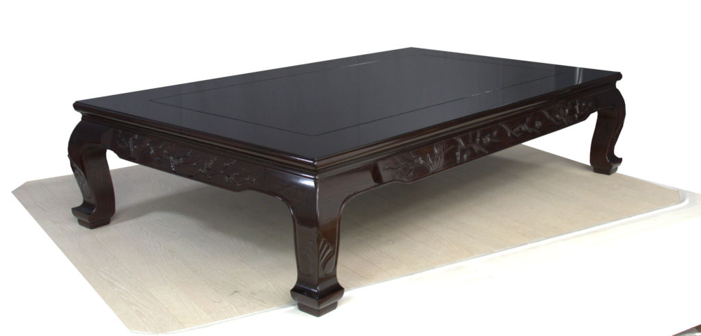 座敷机: 紫檀 藤原作 胴張 梅彫り 5尺机 大阪唐木指物 no.30133 / 唐木