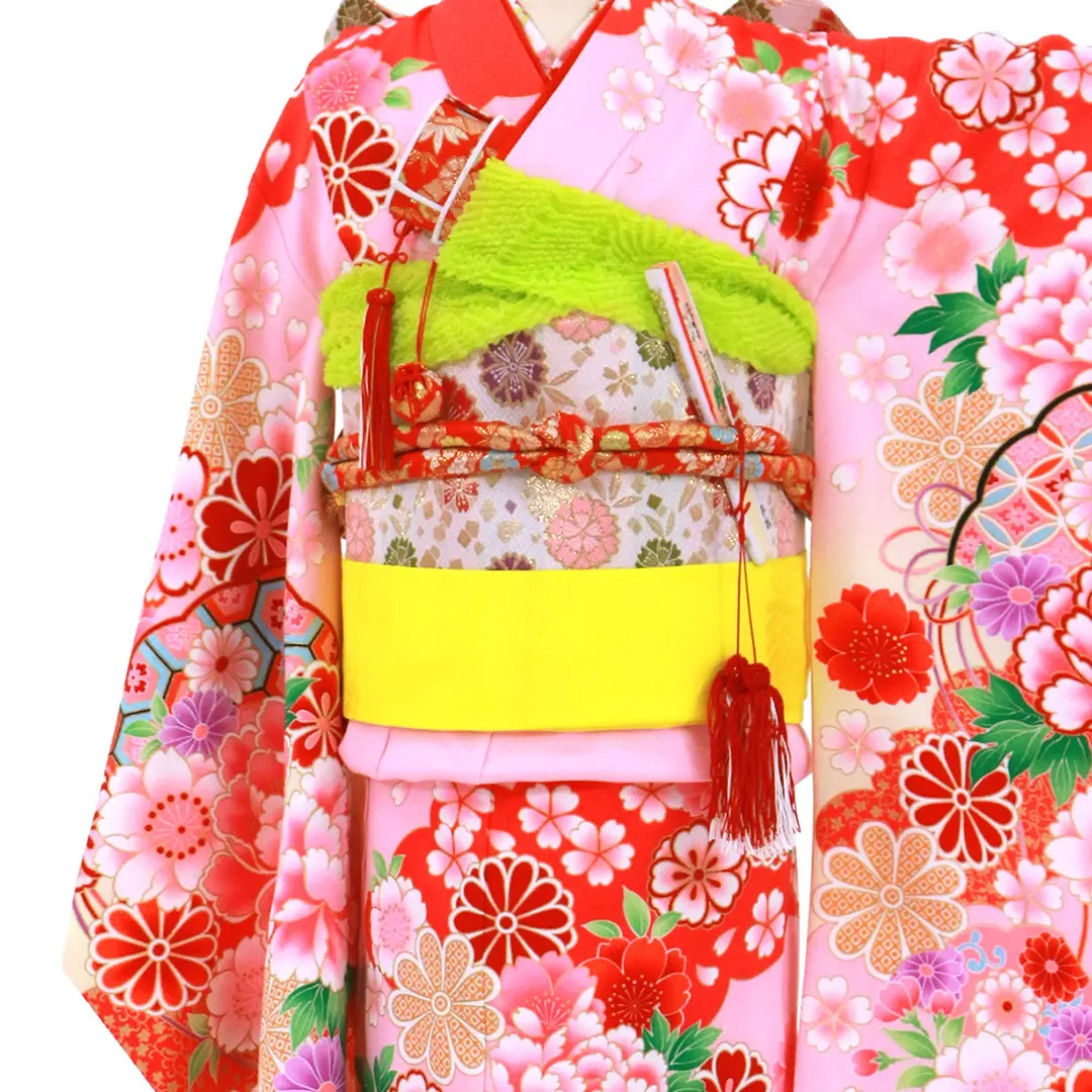 ピンク地に牡丹と鞠、菊の着物／七五三・七歳女の子 | 宅配着物
