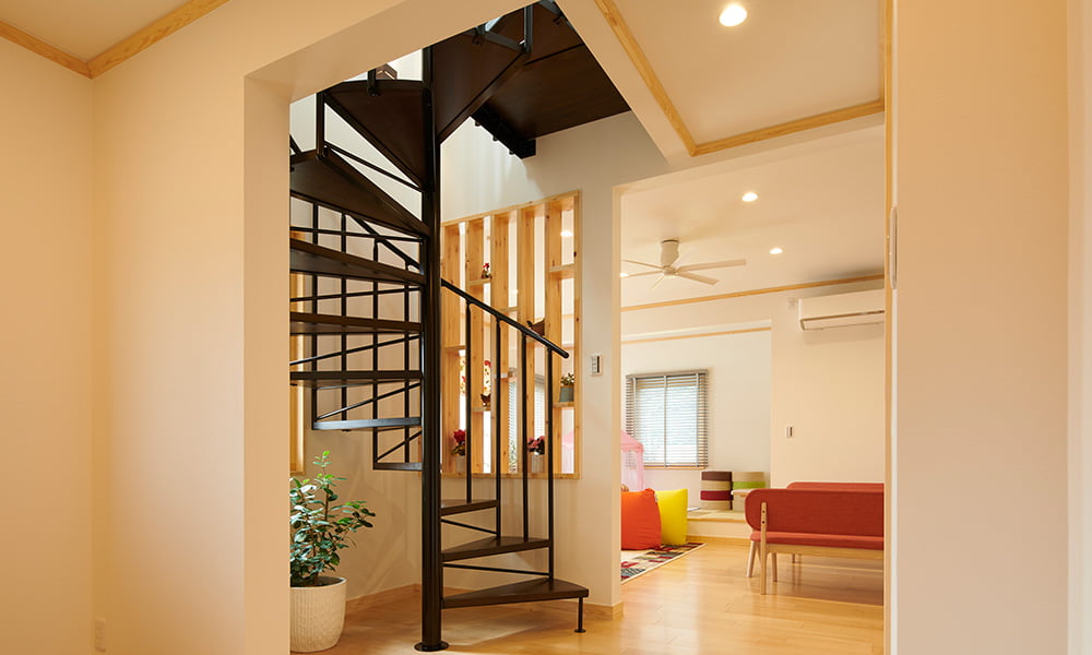 洋画で見て家に入れたかったらせん階段 | KATZDEN