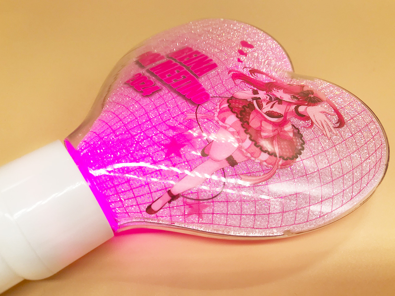 立体型ペンライト（ハート型・星型）のオリジナル製作｜ジェイアンド