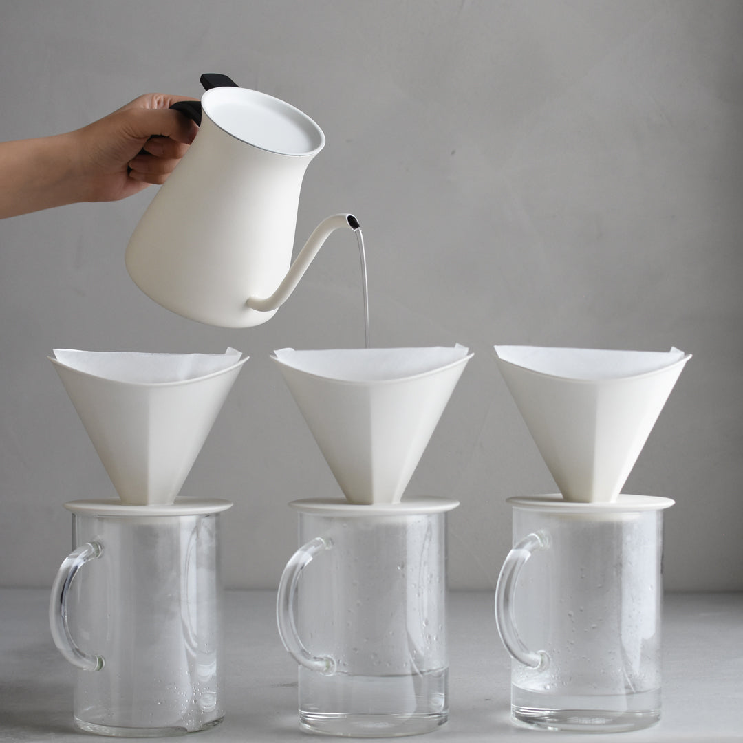 プアオーバーケトル 900ml ホワイト – KINTO