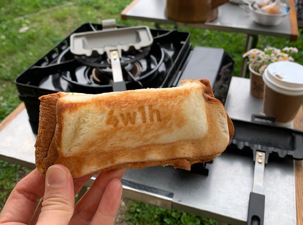 レビュー）新型「4w1h ホットサンドソロ」良い点と注意点 | キャンプ