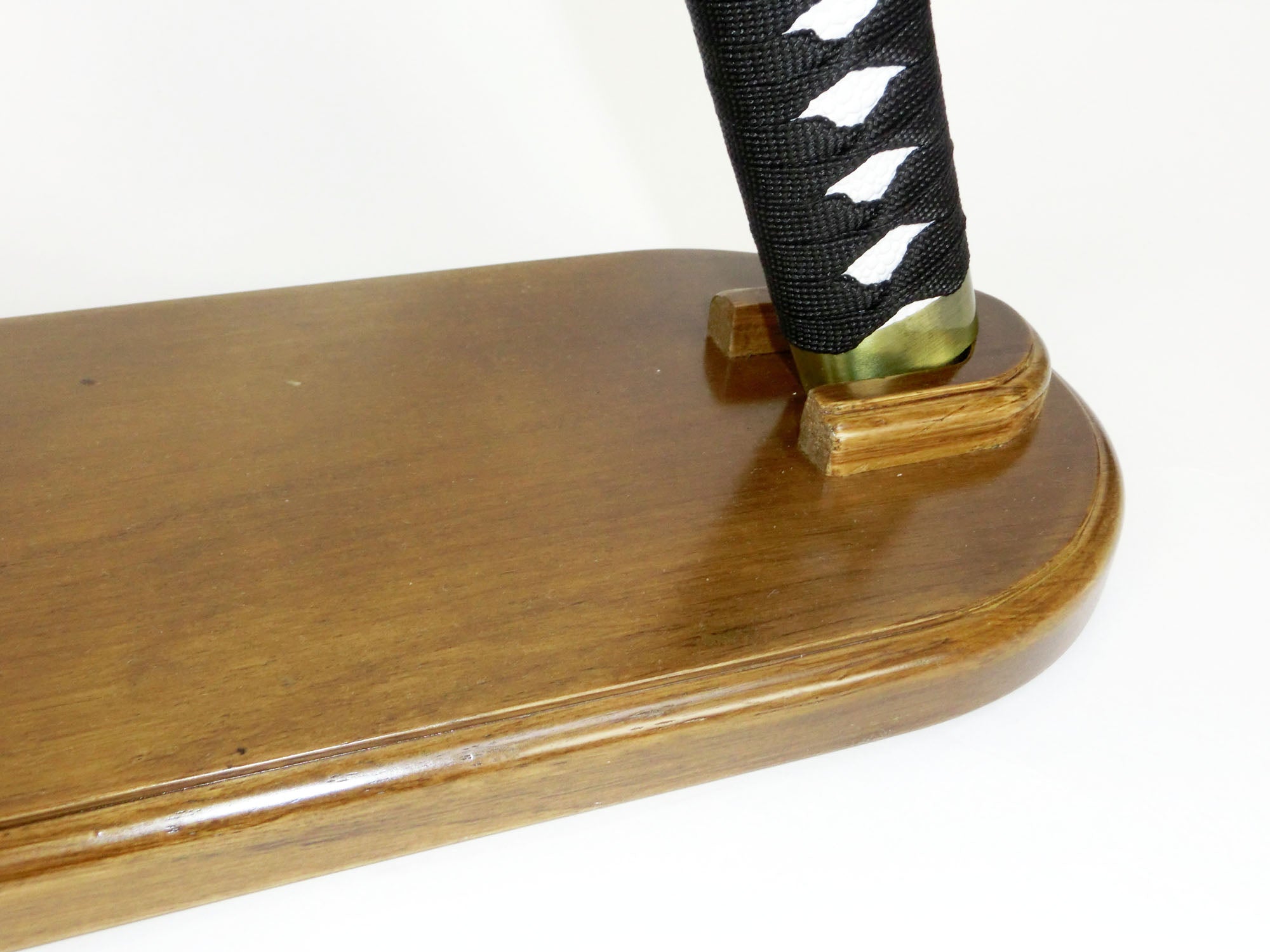 刀掛け 1本縦掛け 1段 刀スタンド 縦掛 無垢材 刀掛台 原木 刀置き 剣