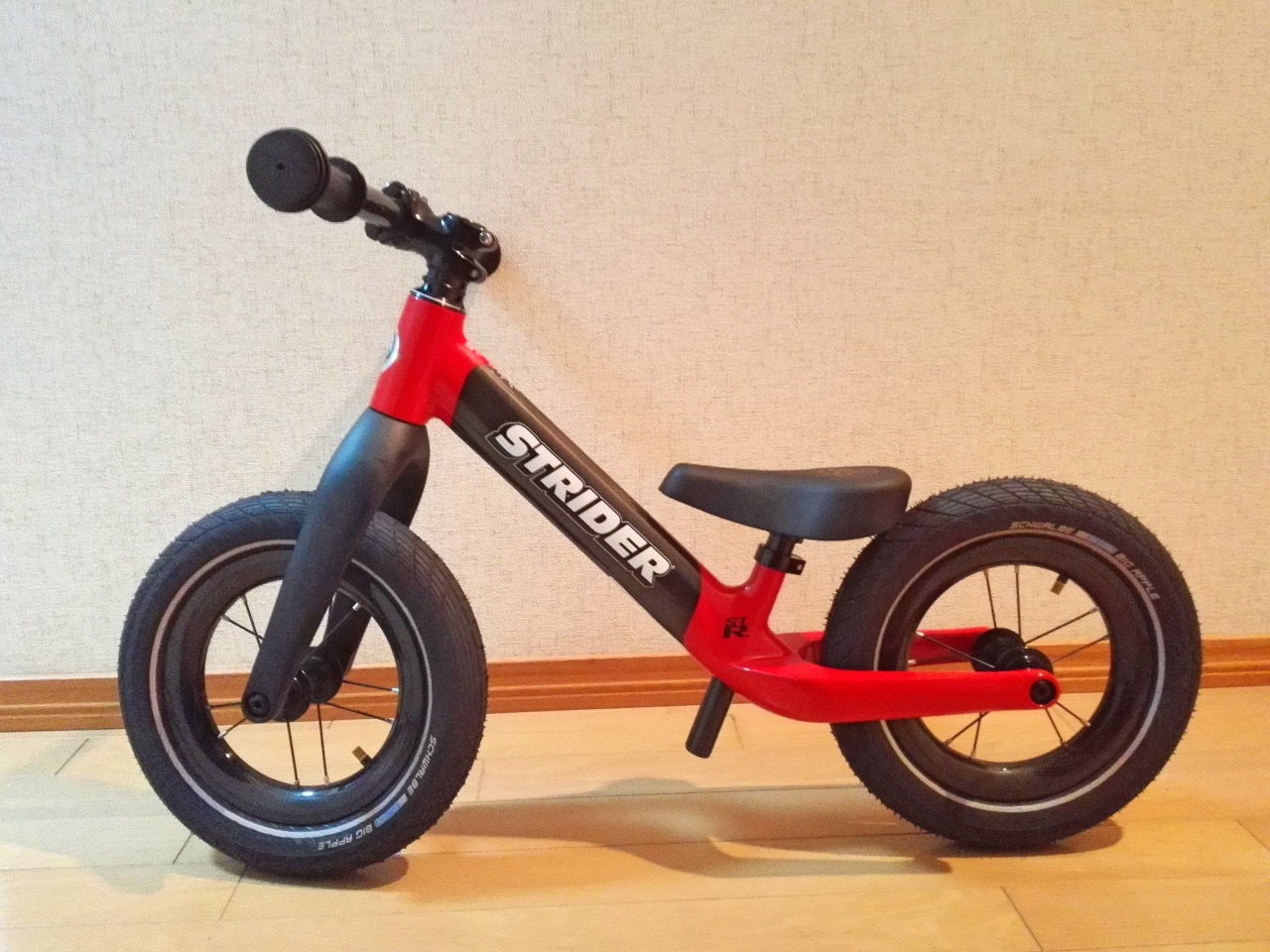 STRIDER SPORT バランスバイク レッド STRIDER SPORT バランスバイク