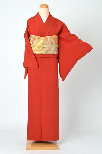 色無地(赤地の縮緬)｜着物レンタルあき (来店着付け無料・全国配送無料)