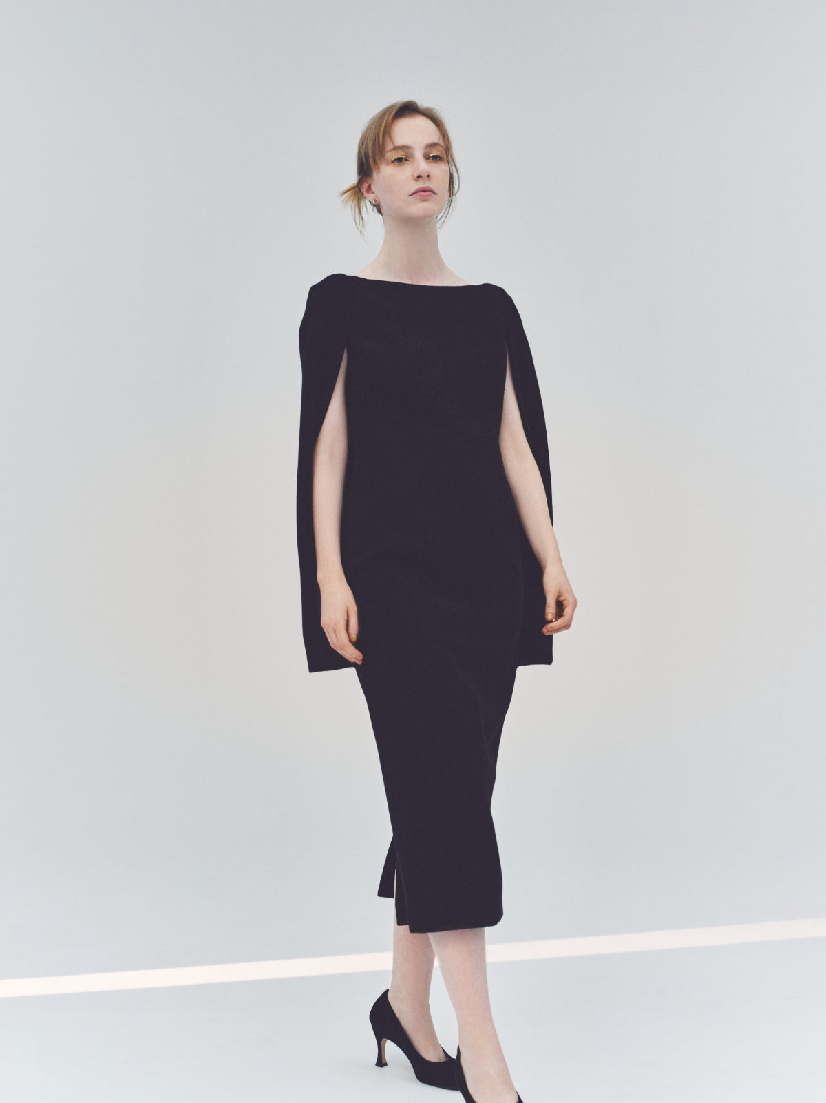 Narrow line Cape Dress – L'AUBE BLANC