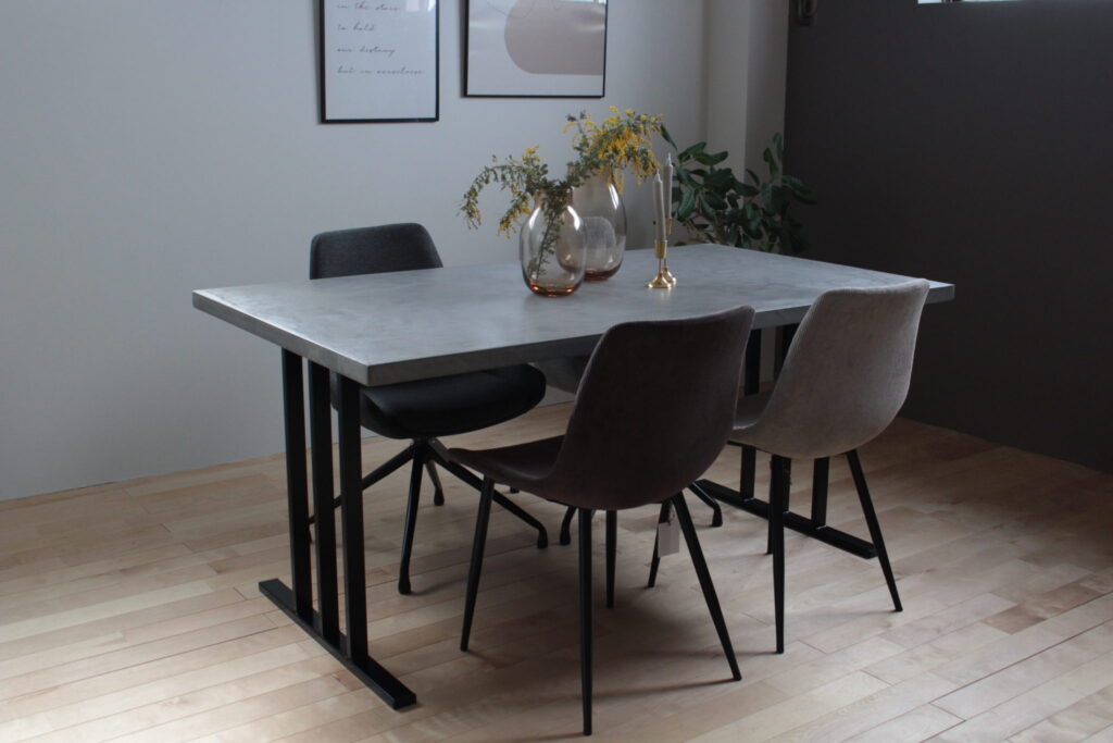 ラフィンゲートのモールテックス家具がドラマに採用されています