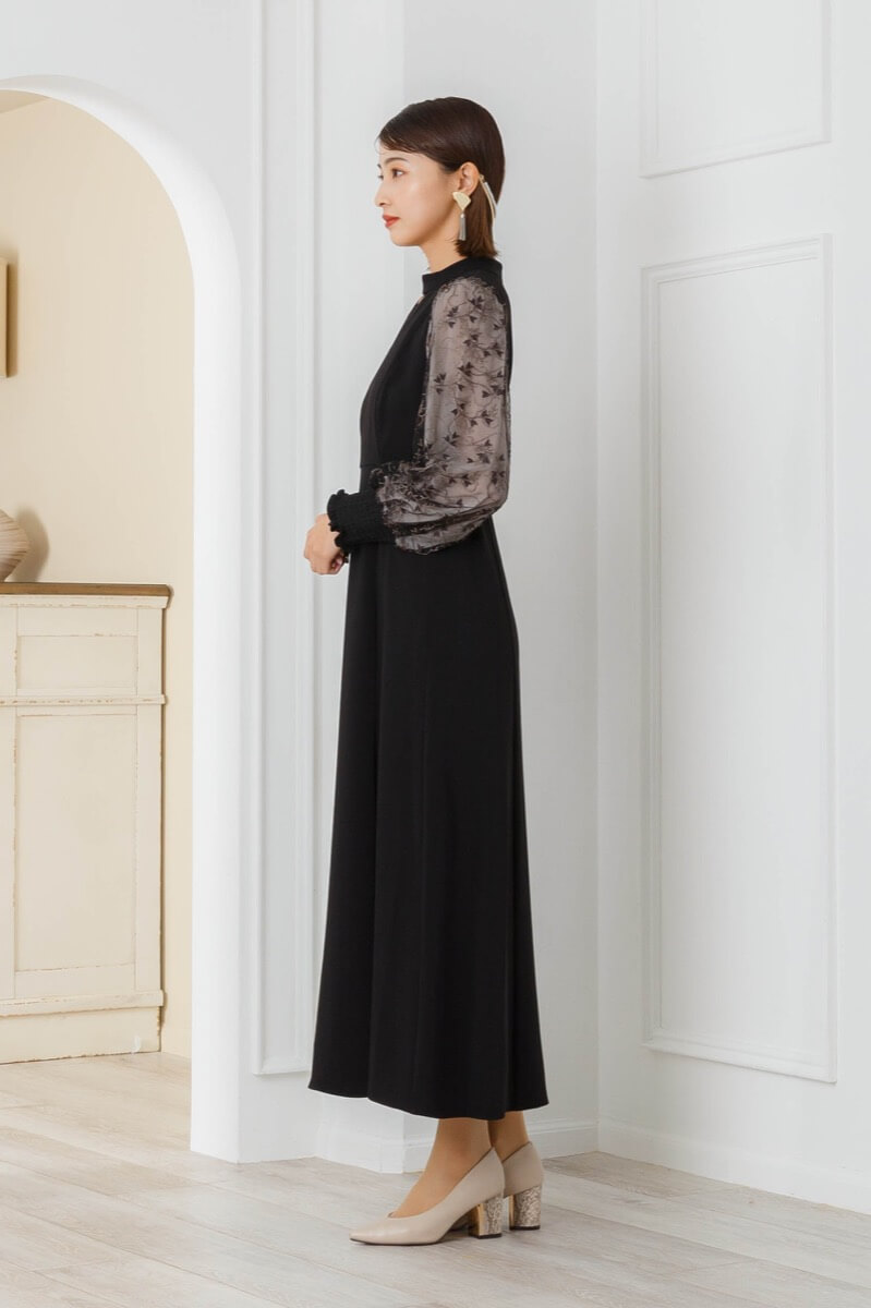 ブラックのエンブロイダリースリーブドレス | ANDRESD | M | 結婚式