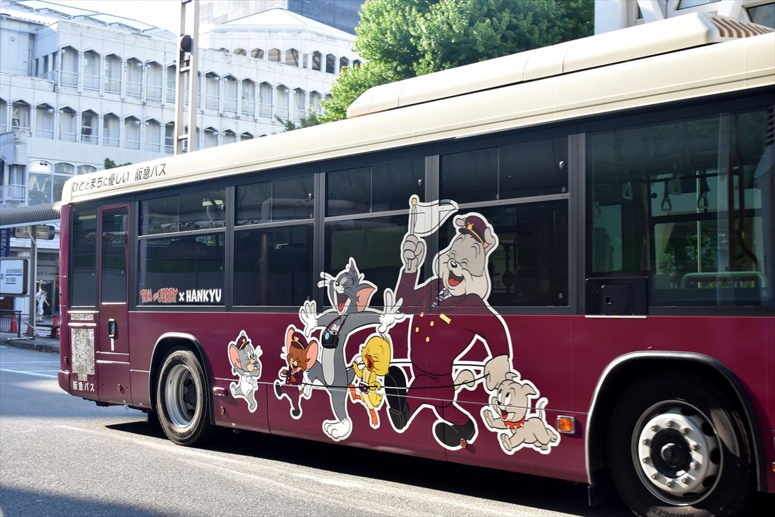 トムとジェリー（阪急バス）千里 : ad-car's ラッピングデス