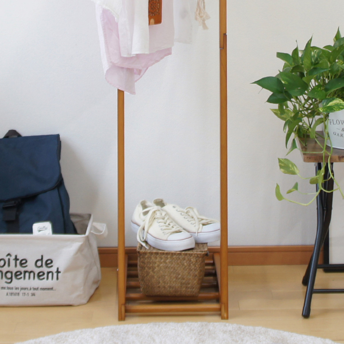 ハンガーラック L型 幅30cm 木製 – ハウジー