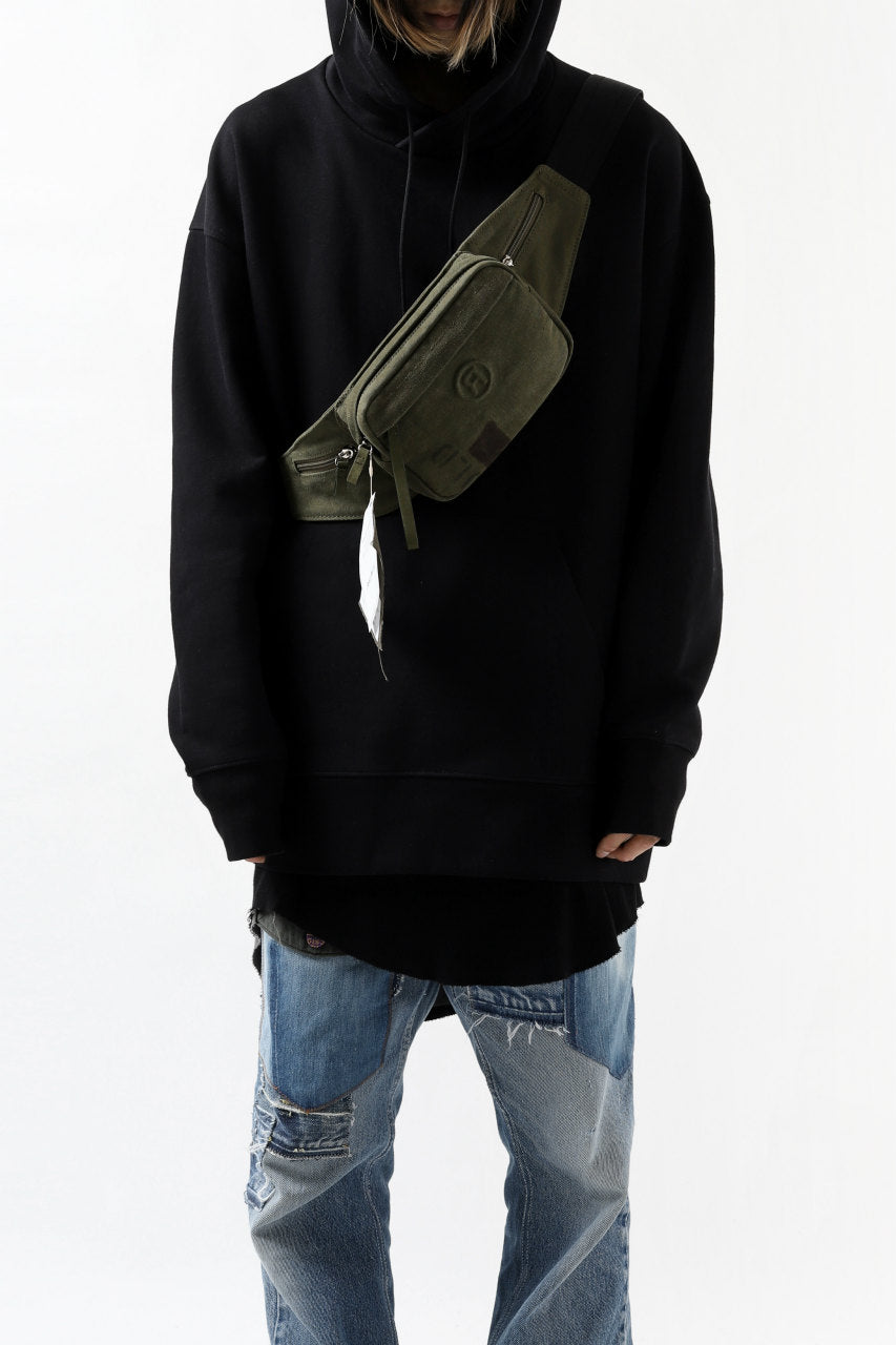 READYMADE BODY POUCH (GREEN #A) – LOOM OSAKA