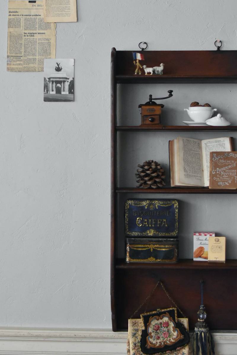 フランスアンティーク家具 フック付き4段ウォールシェルフ 飾り棚