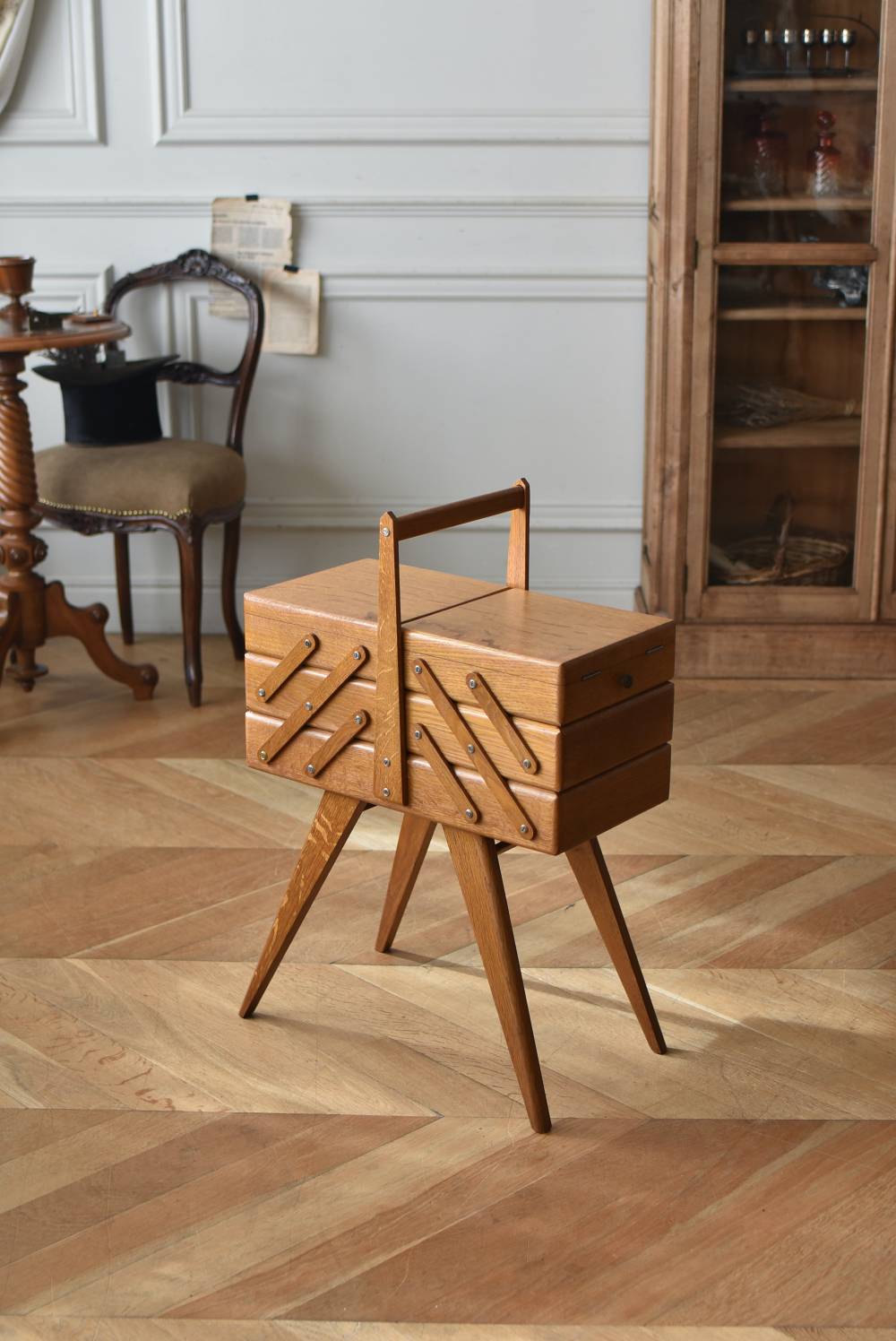 脚付きソーイングボックス.3 フランスヴィンテージ家具 裁縫箱 収納