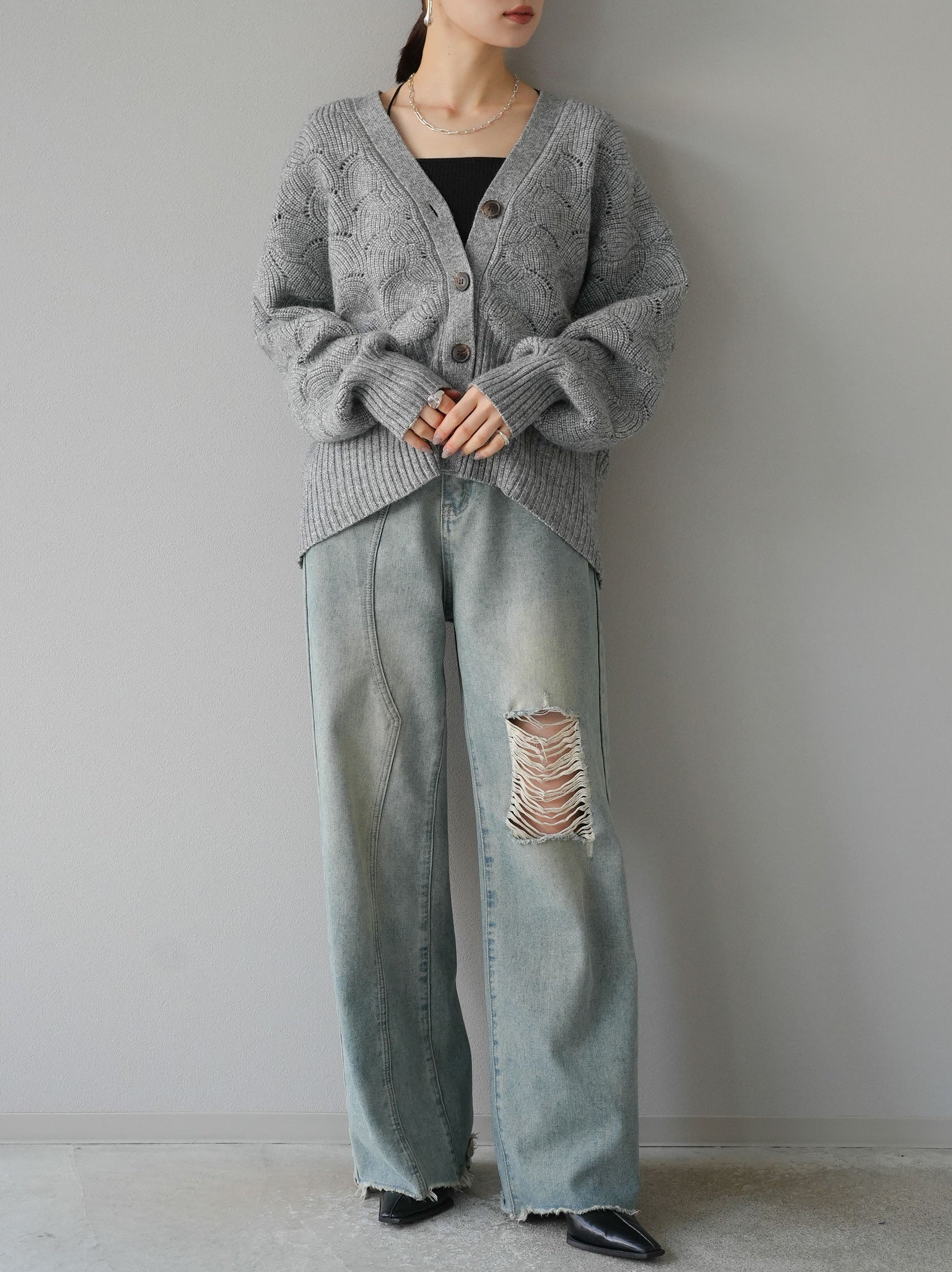 予約]ウェーブ編みVネックニットカーディガン/グレー – Lumier