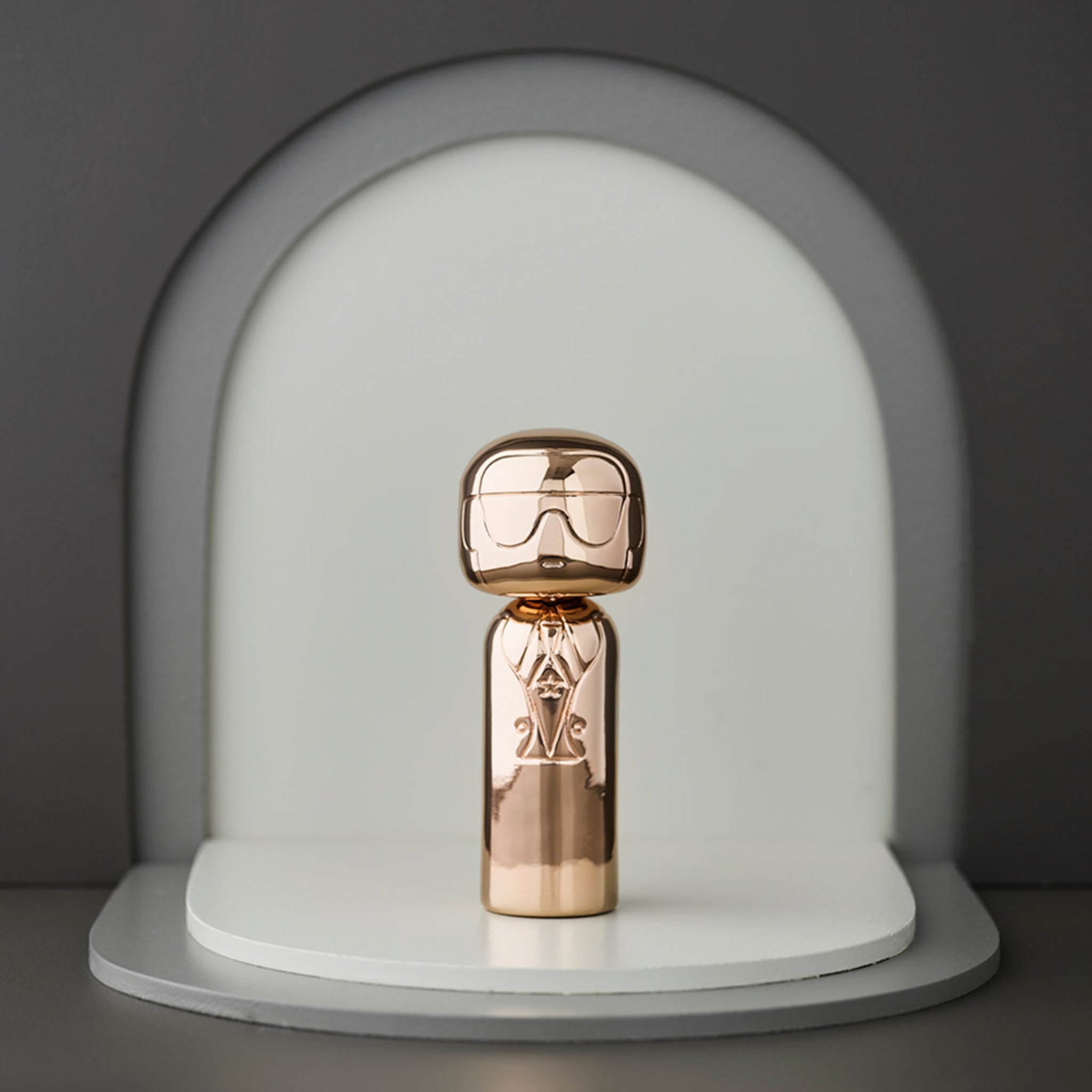 Kokeshi Karl Rose Gold Limited Edition – Lucie Kaas