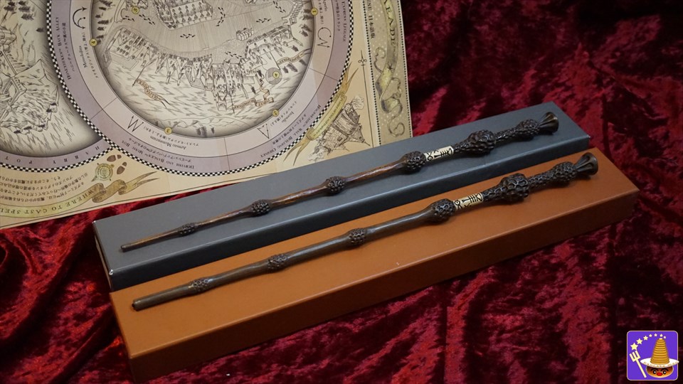 ダンブルドア姿で『ニワトコの杖』を買いにオリバンダーの杖店