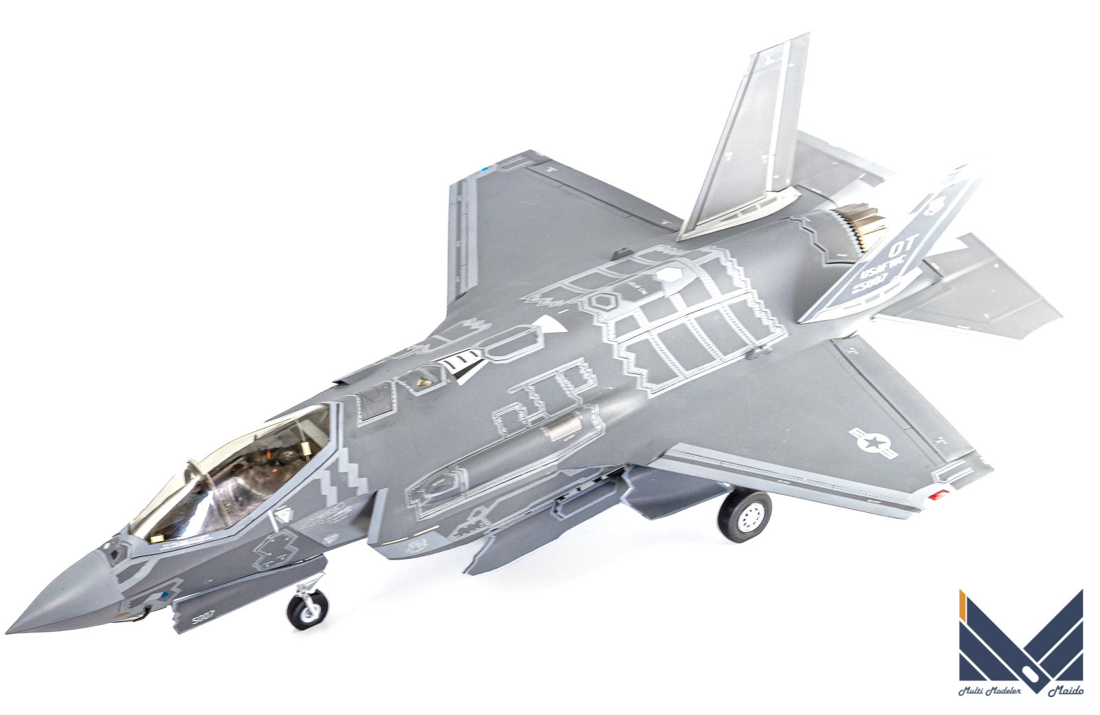 イタレリ 1/32 F-35A 完成品 Italeri | 模型工房M