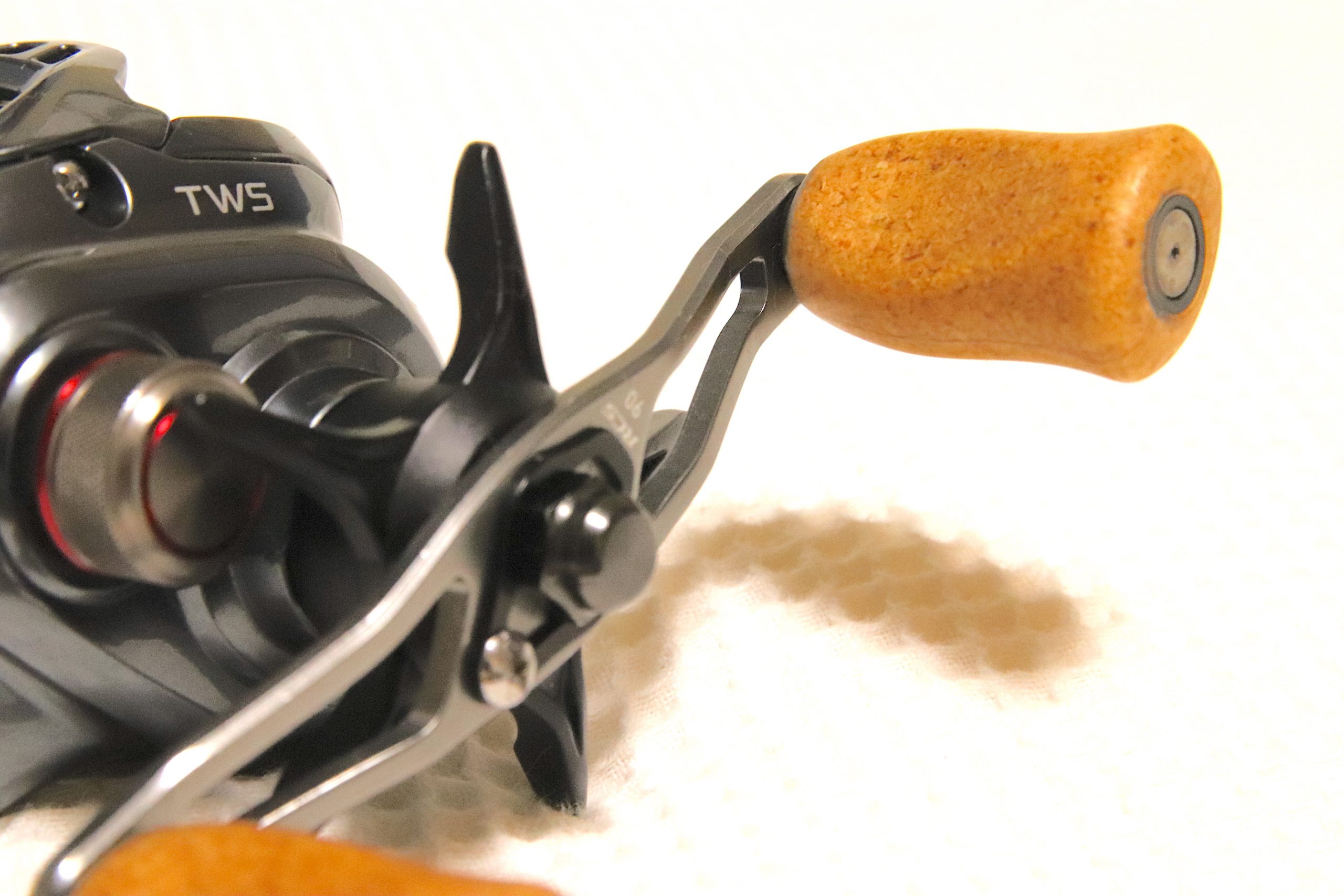 ベイトリールカスタム】17タトゥーラsvtwをハンドルカスタムしたら超