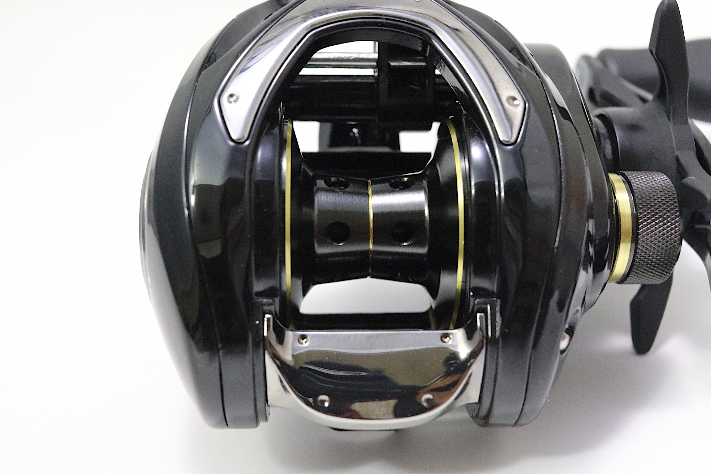 インプレ】ダイワ「バスX」。アンダー1万円でハイクオリティな巻物