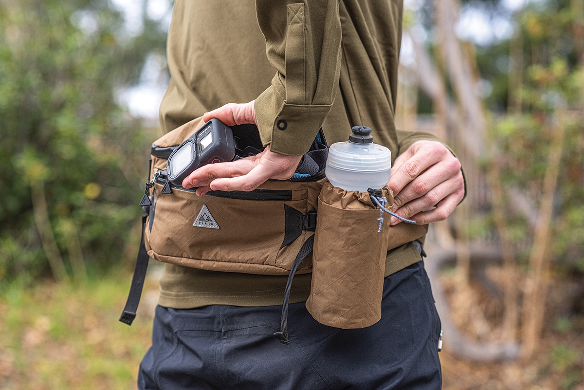 HIP PACK MEGA TEST: SIX OF THE BEST REVIEWED - Mountain Bike