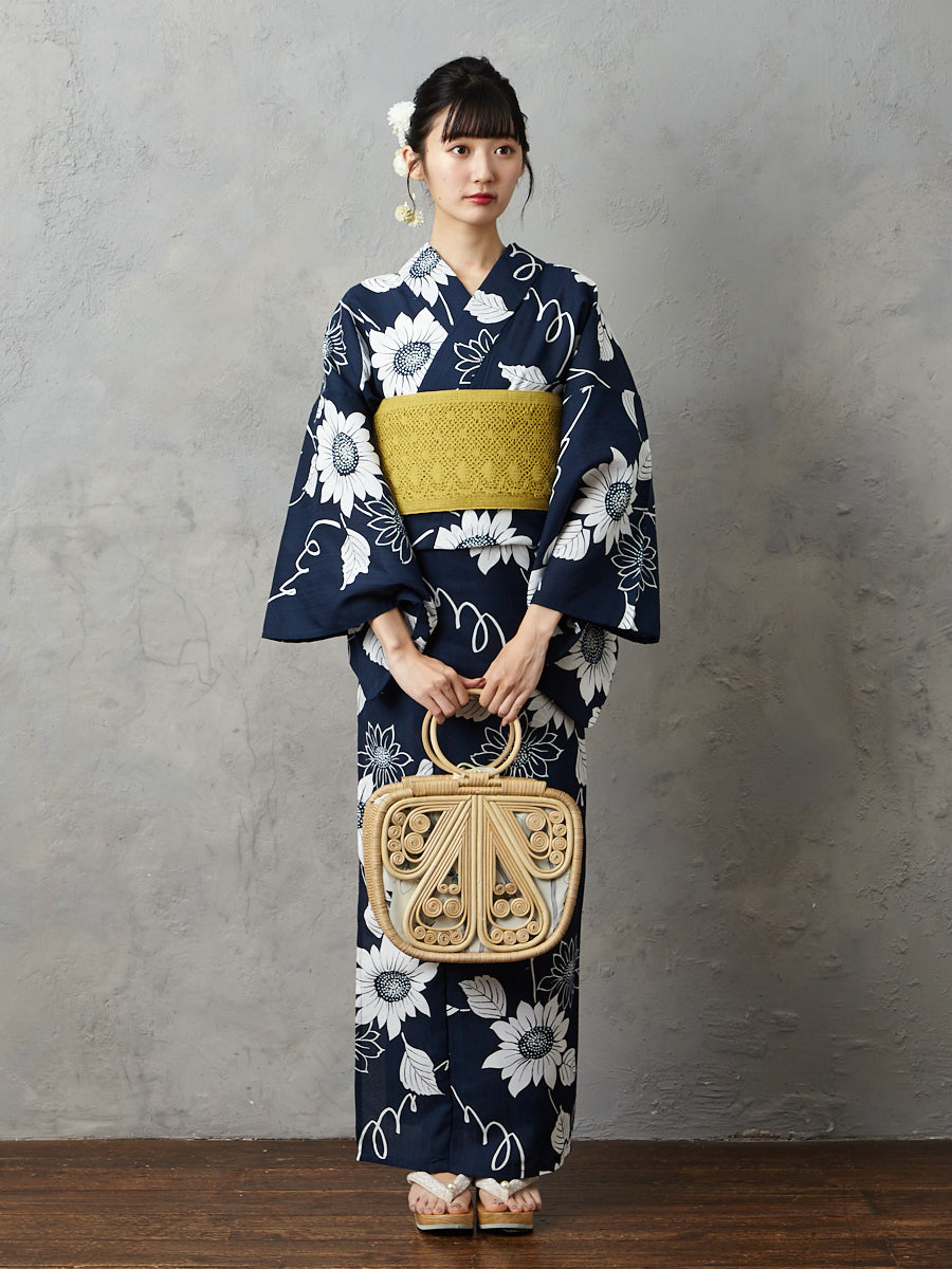 WEB限定】 ひまわり浴衣3点セット（浴衣+半巾帯+着付け冊子）(FREE
