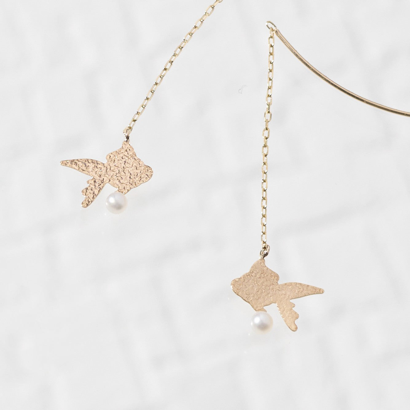 K10 淡水パール 金魚 アメリカンピアス（YG/WG）- me.（エムイードット）