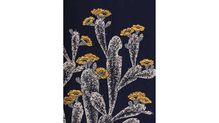 上野アーティストプロジェクト2025 刺繍―針がすくいだす世界