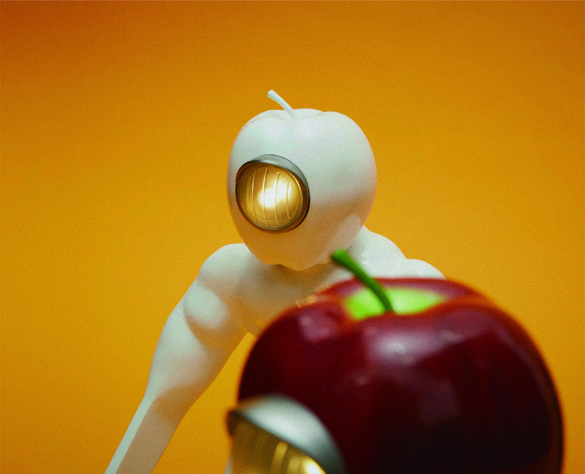 アンダーカバー」がアーティストユニットのマグマと協業 フィギュアと