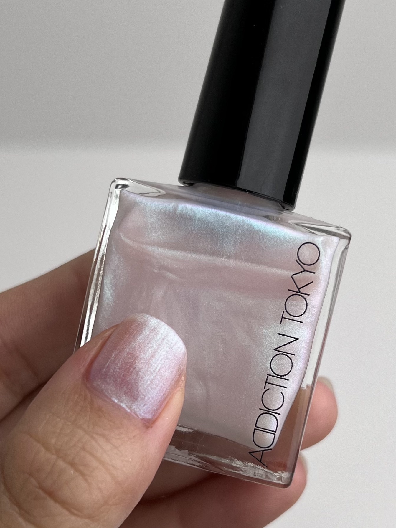 アディクション」新ネイル全40色試し塗り エディターのイチ押しカラー