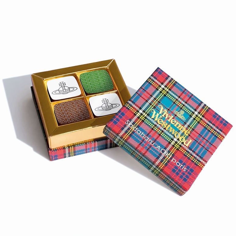 ルイ・ヴィトンが、日本限定の「ポルト クレ・ラブロックハート」を