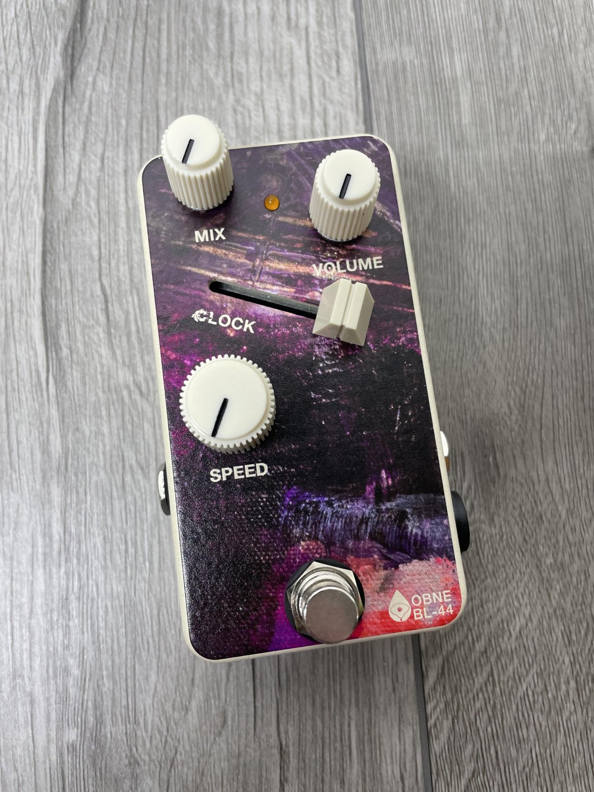 Old Blood Noise Endeavors BL-44 VARIABLE CLOCK REVERSE EFFECTOR