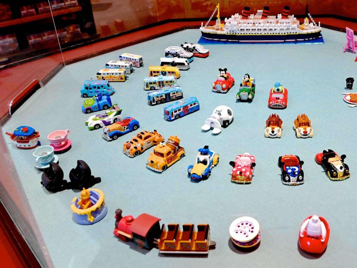 プーさんのハニーハント」のトミカ！東京ディズニーリゾートヴィークル