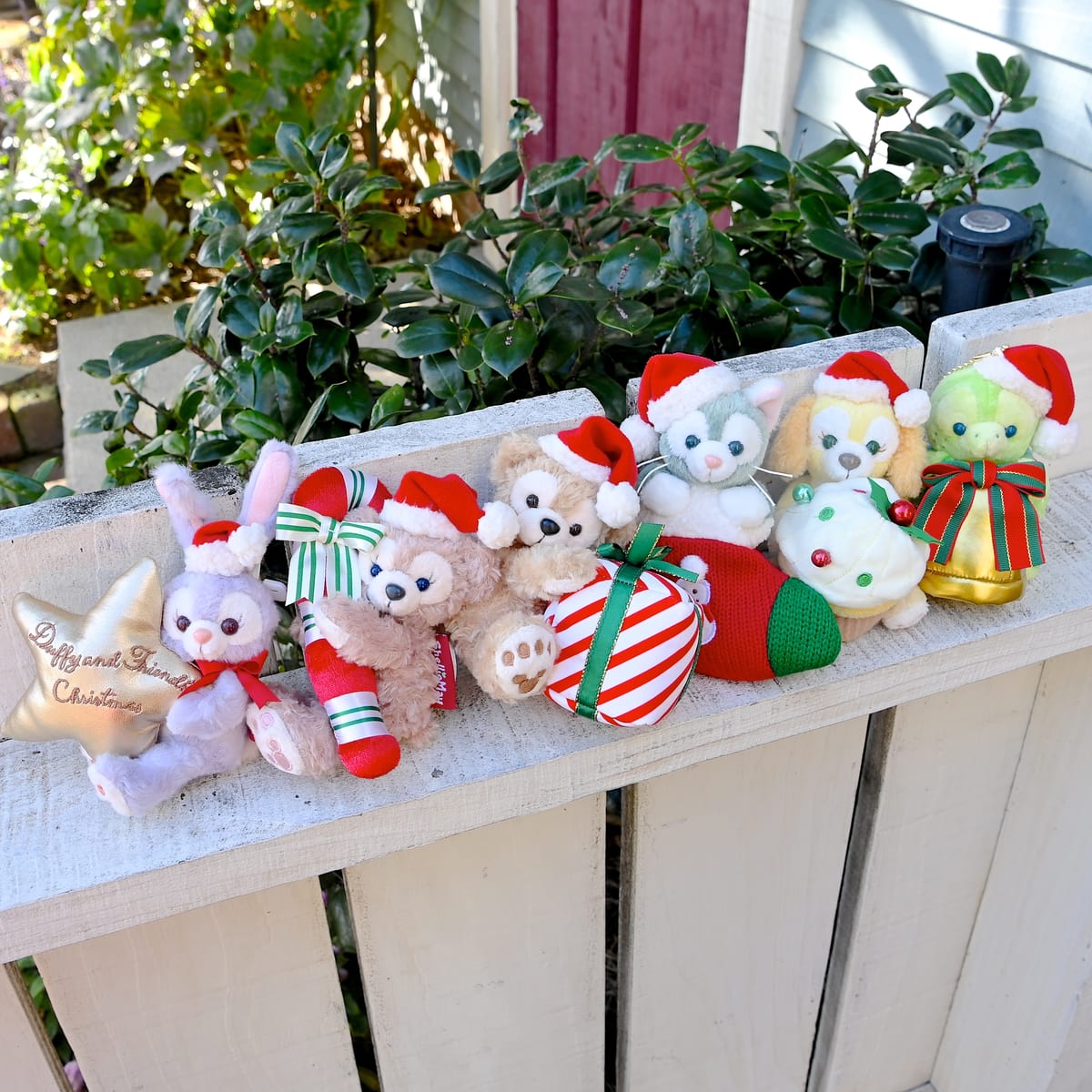 サンタコスチュームのダッフィー＆フレンズ！東京ディズニーシー