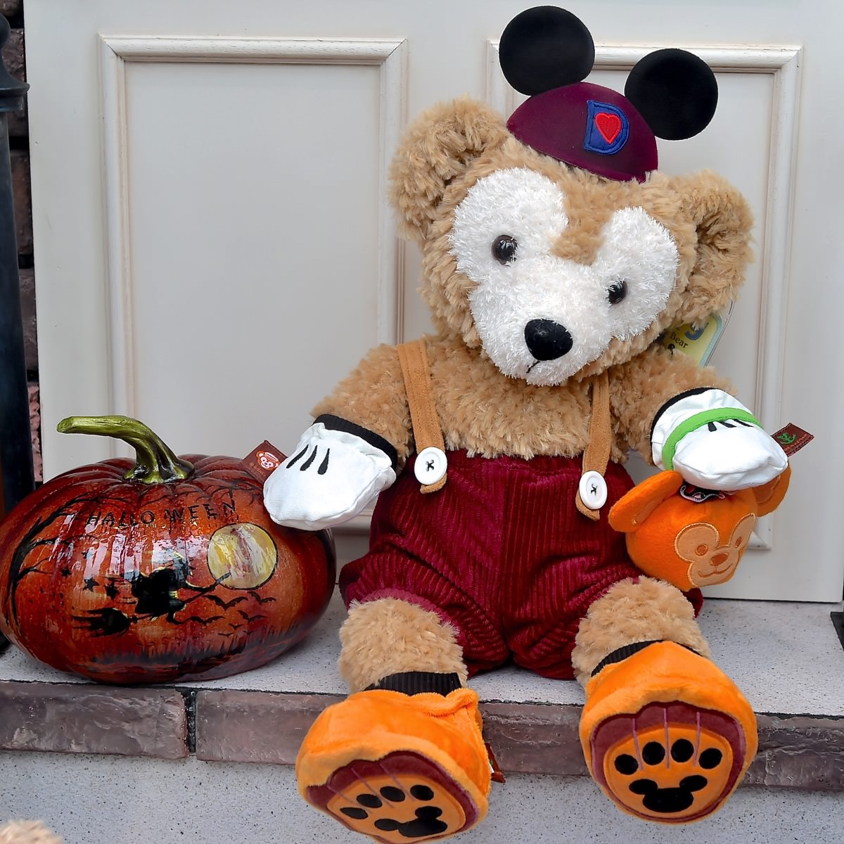 ミッキーたちに仮装☆”ダッフィーのハロウィーン2015