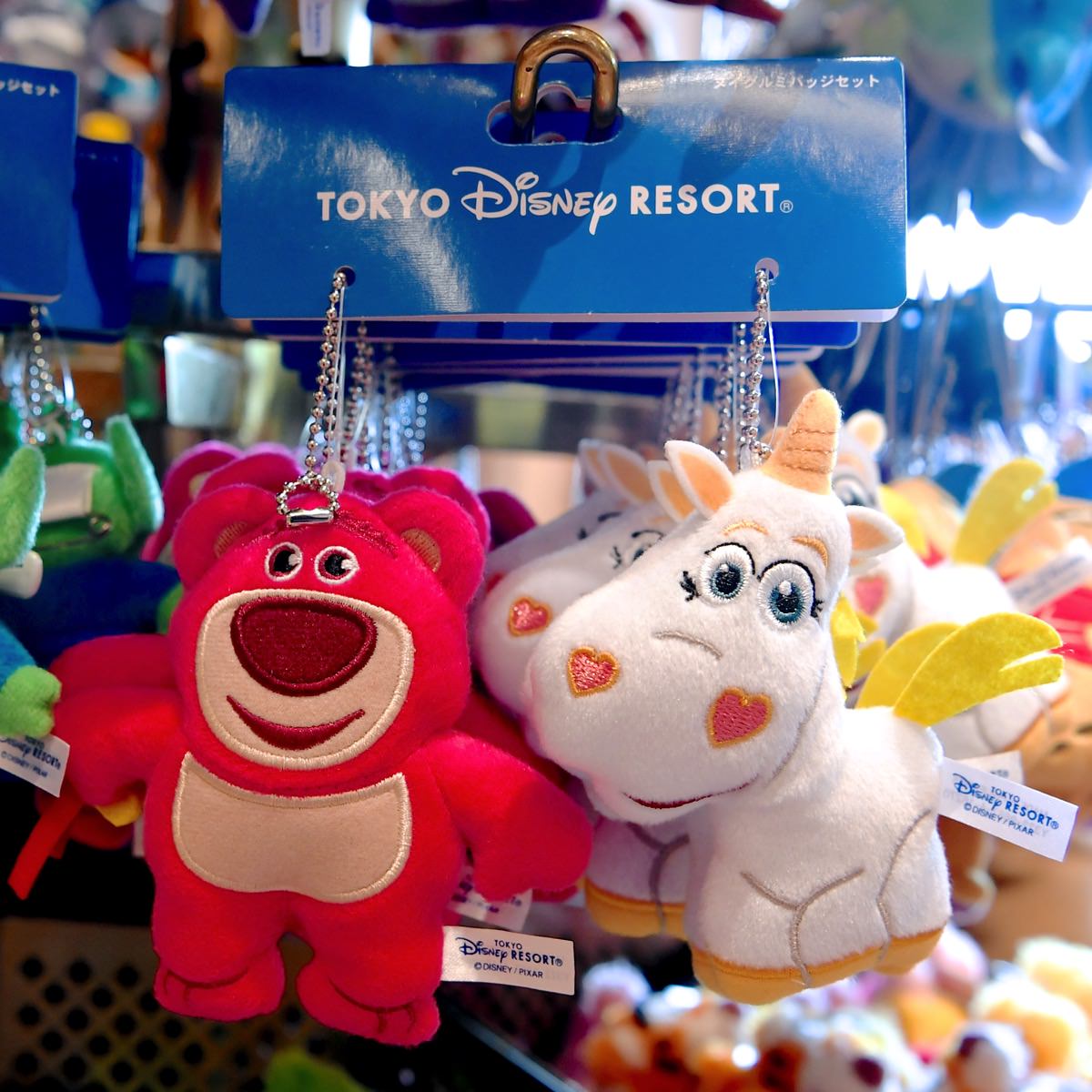 かわいいペアやトリオセット！東京ディズニーランド ぬいぐるみバッジ