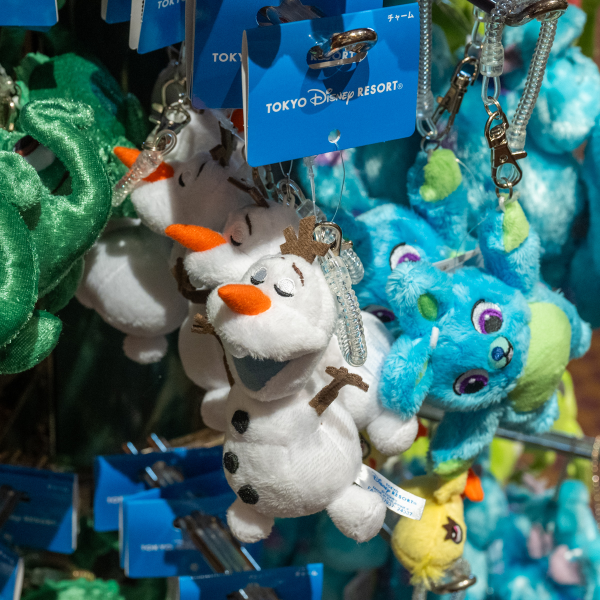 楽しく歌うオラフ！東京ディズニーランド『アナと雪の女王』ぬいぐるみ