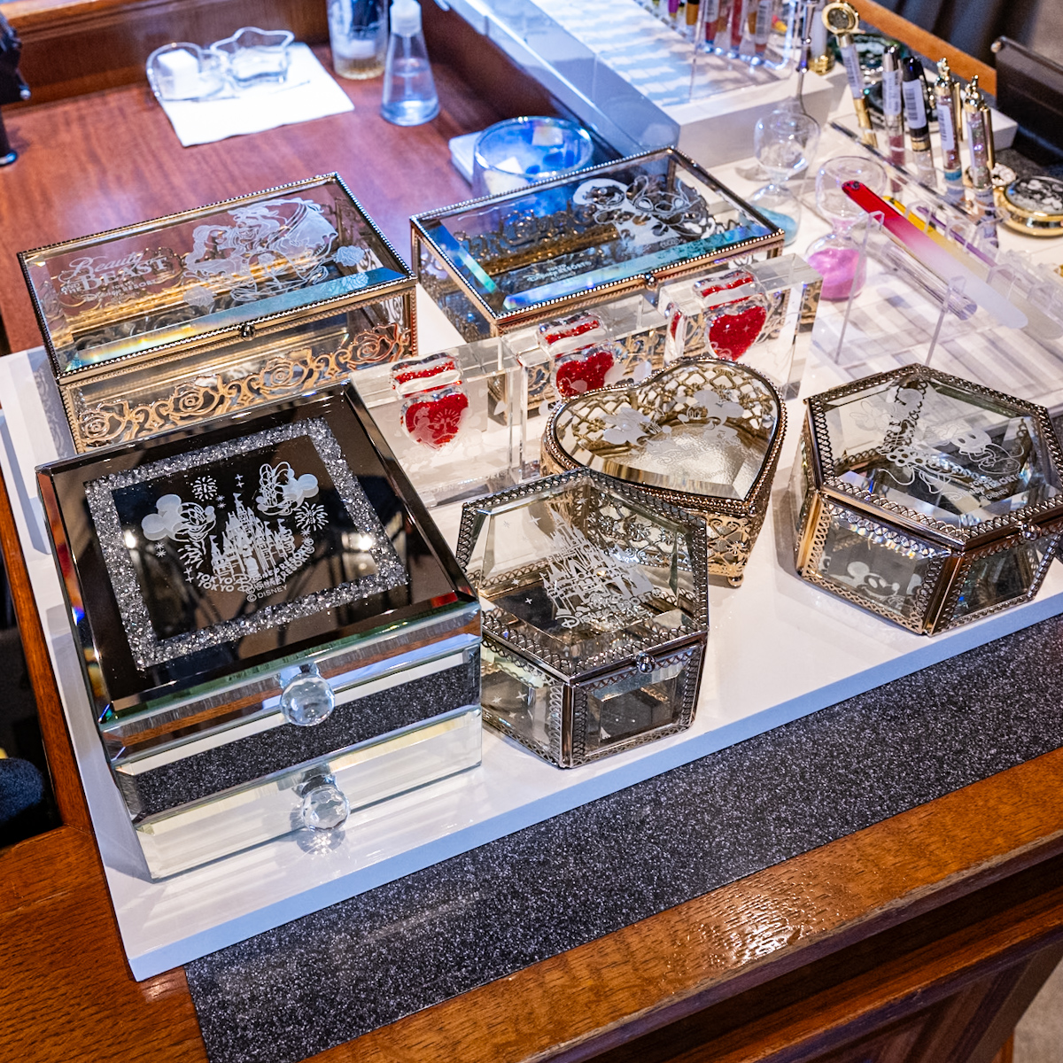 ギフトにもおすすめ！東京ディズニーランド「ガラスの靴」ミッキー