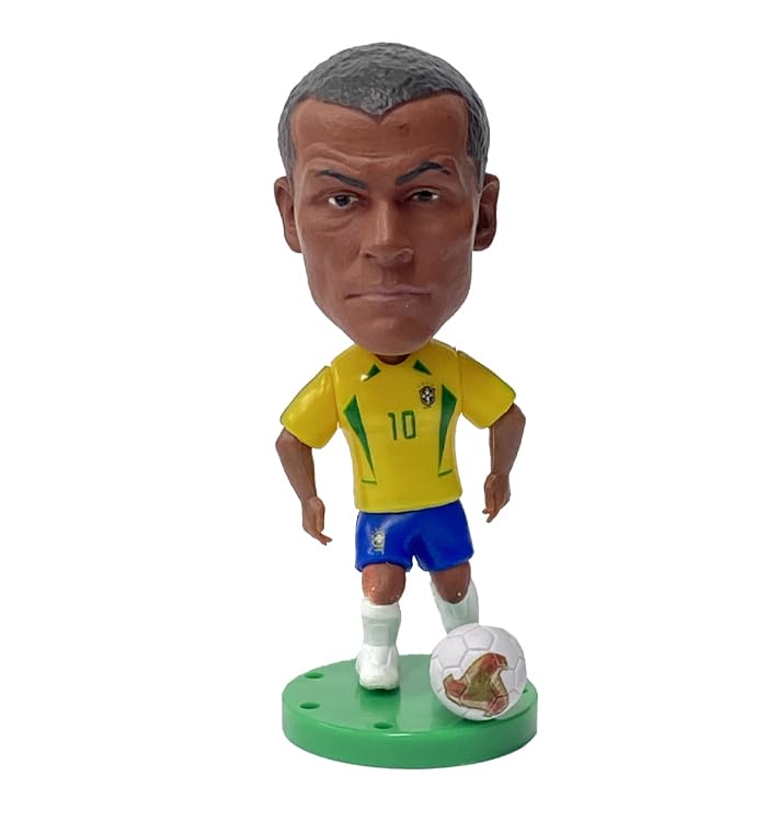 Amazon | サッカーフィギュア リバウド ブラジル代表 2022 ホーム #10