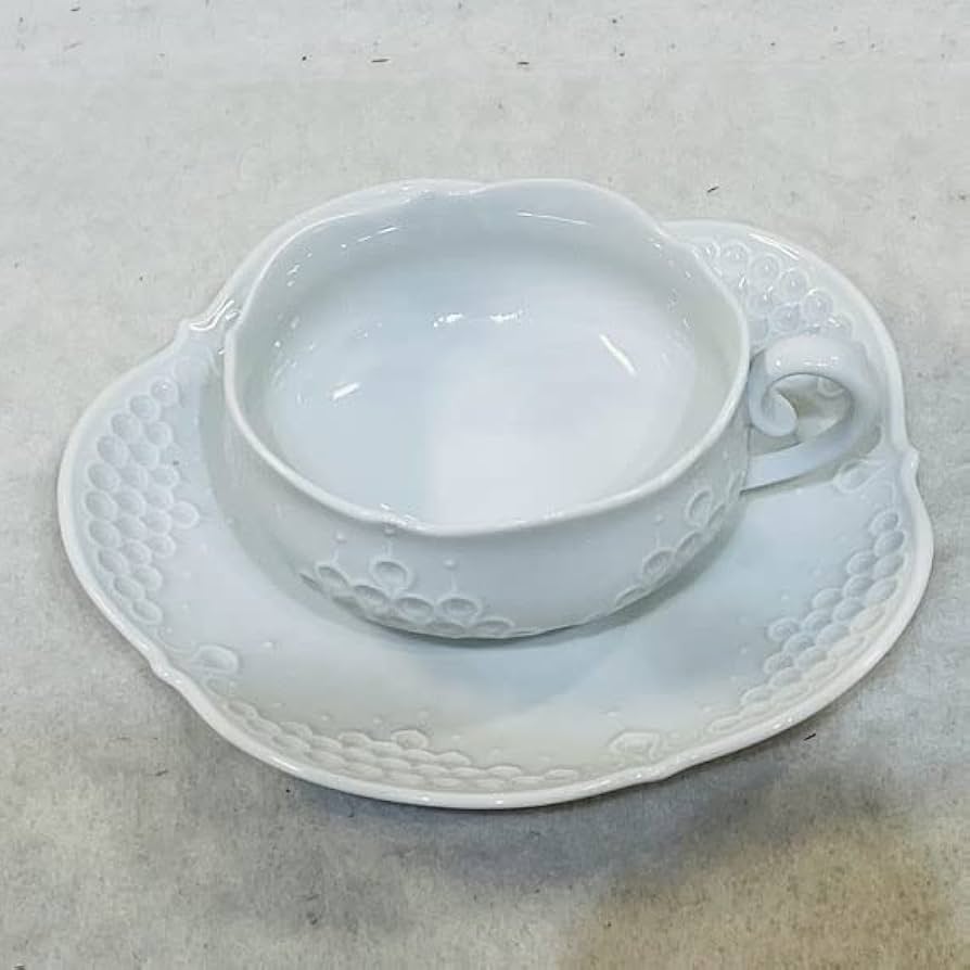 Amazon | マイセン (Meissen) ホワイトレリーフ ティーカップ&ソーサー