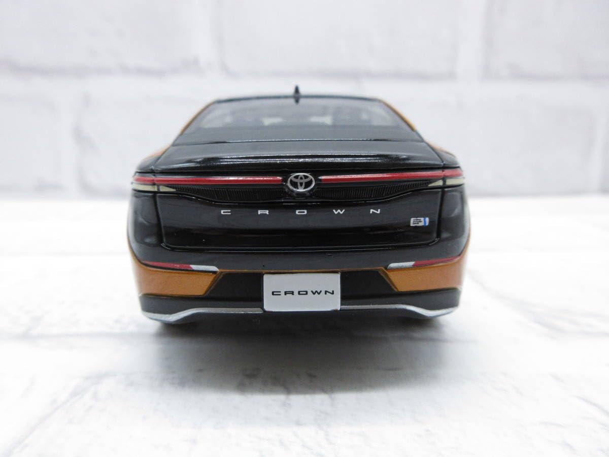 Amazon | ミニカー 1/30 ミニカー 新型クラウン クラウンクロス