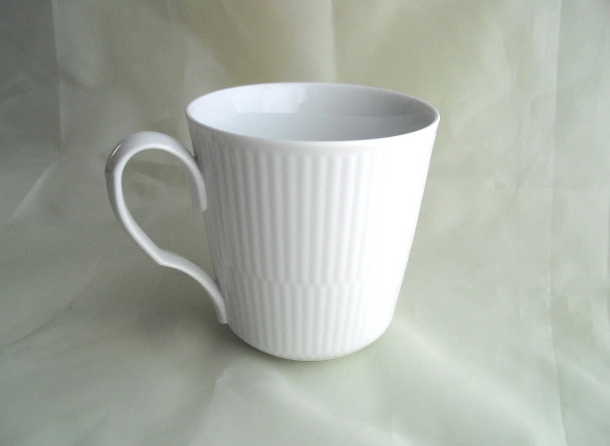 Amazon.co.jp: ロイヤルコペンハーゲン ホワイトフルーテッドマグ2個