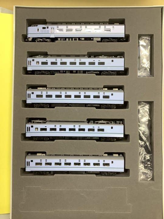 Amazon.co.jp: TOMIX 92930 JR 583系 電車（きたぐに 旧塗装）セット