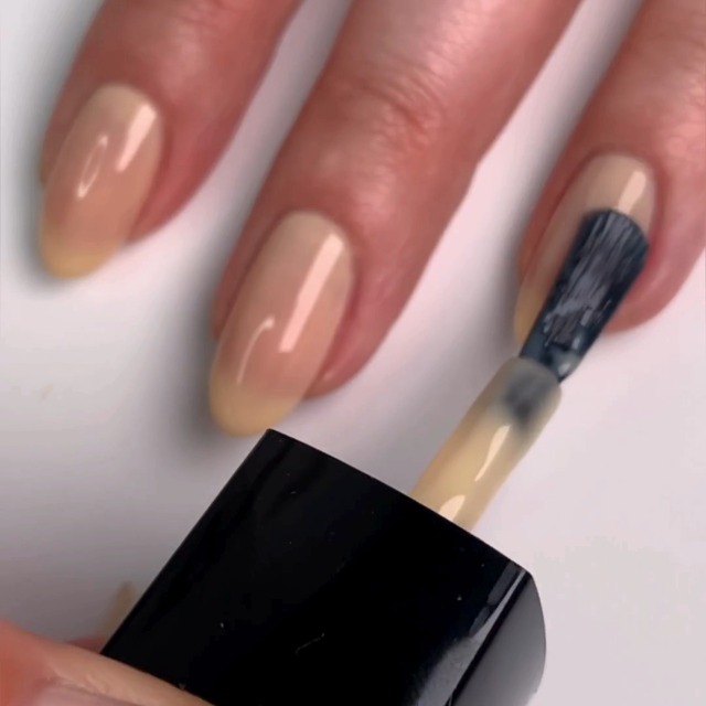 Amazon.com: LONDONTOWN Perfecting Nail Veil, Sheer, Buildable Nail