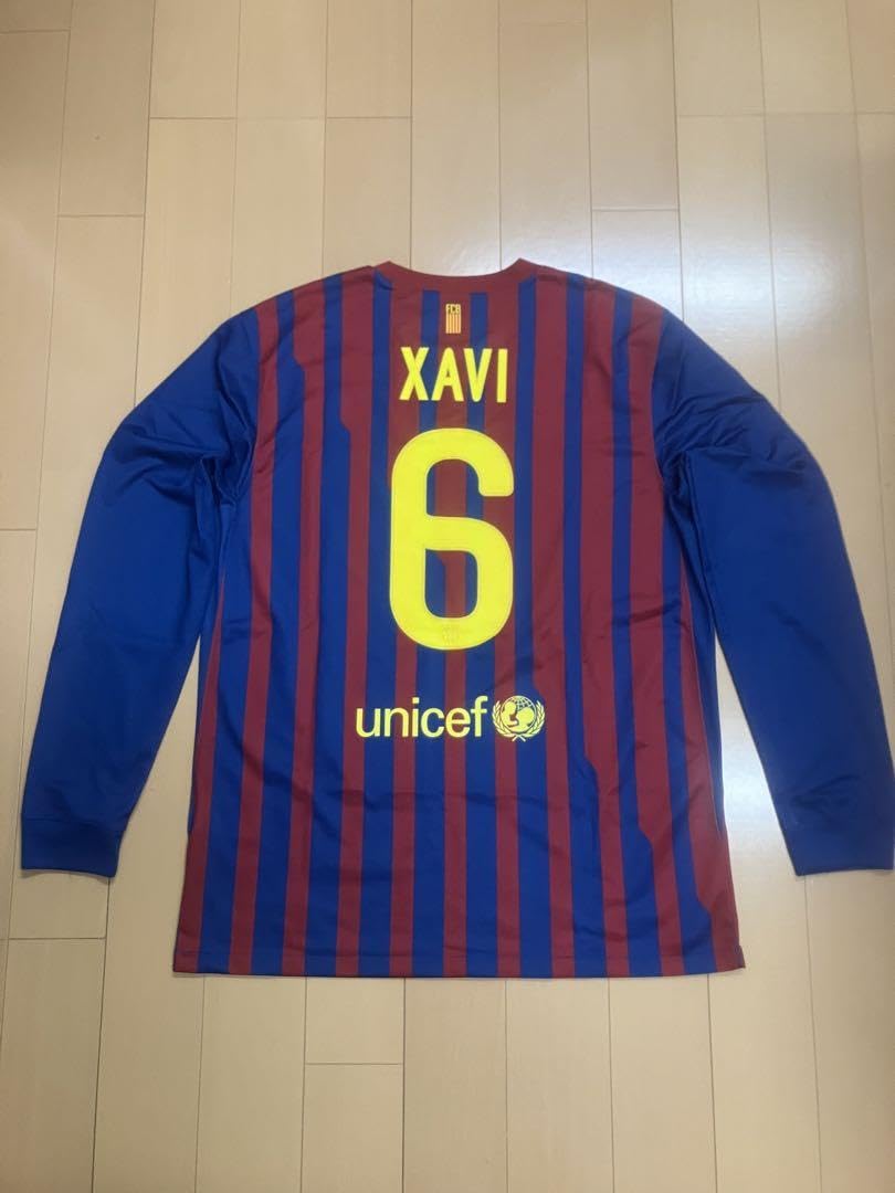 サッカー希少タグ付きユニフォーム長袖バルセロナシャビ