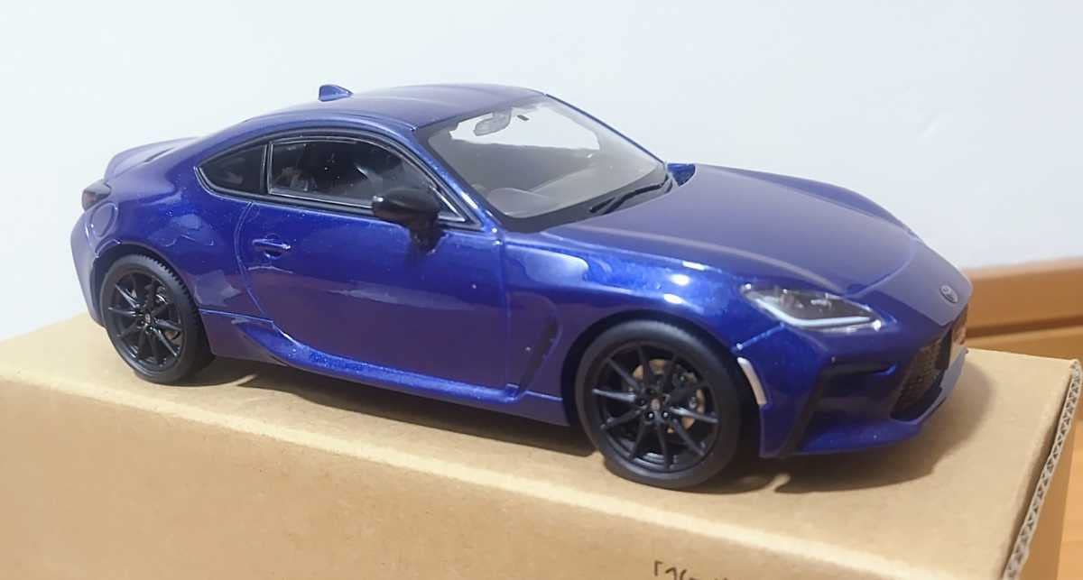 Amazon.co.jp: トヨタ新型GR86 1/30 カラーサンプルミニカー