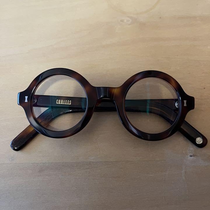 Amazon.co.jp: 日本未発売モデル CUBITTS Woolf メガネ : ファッション