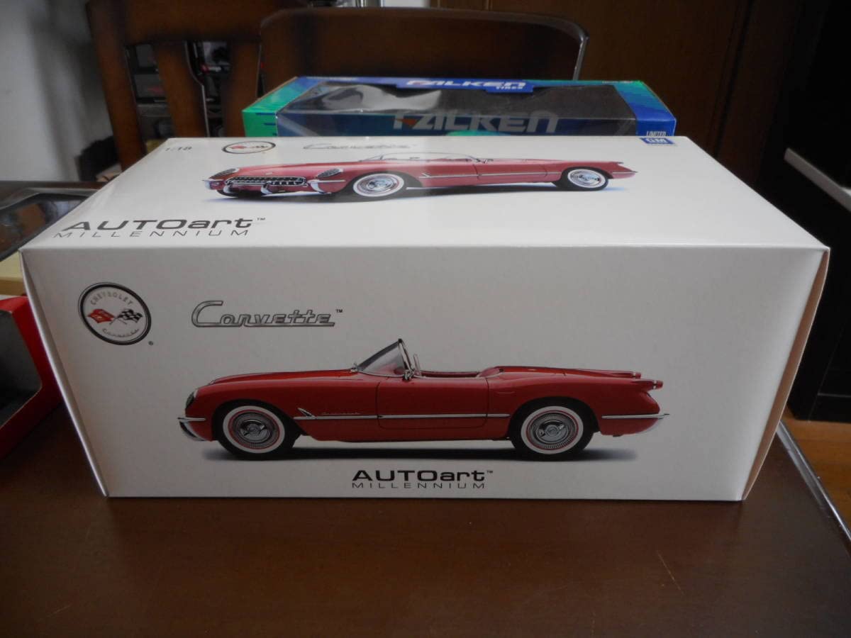 車 ダイキャストミニカー 1/18 AUTO・ART コルベット1953