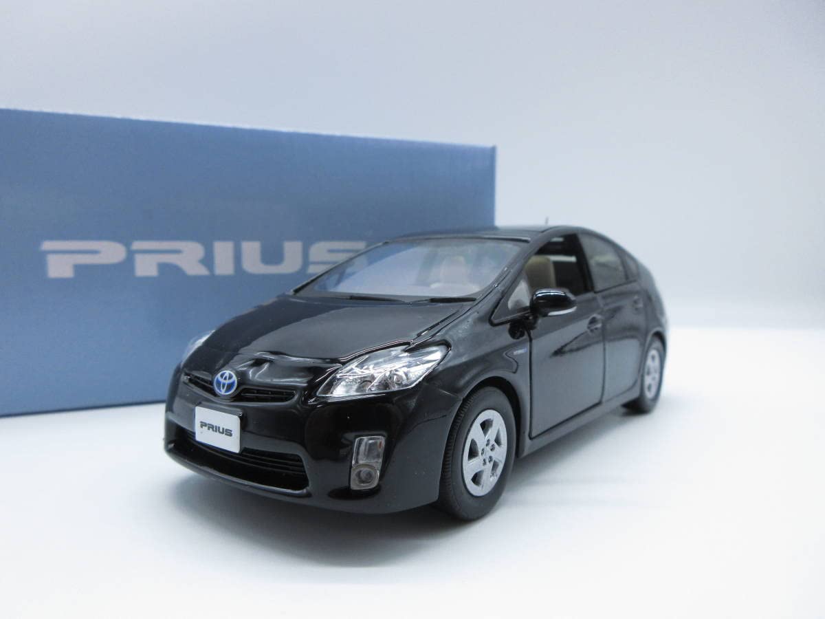 Amazon.co.jp: 1/30 トヨタ 3代目プリウス PRIUS 30系 非売品 カラー