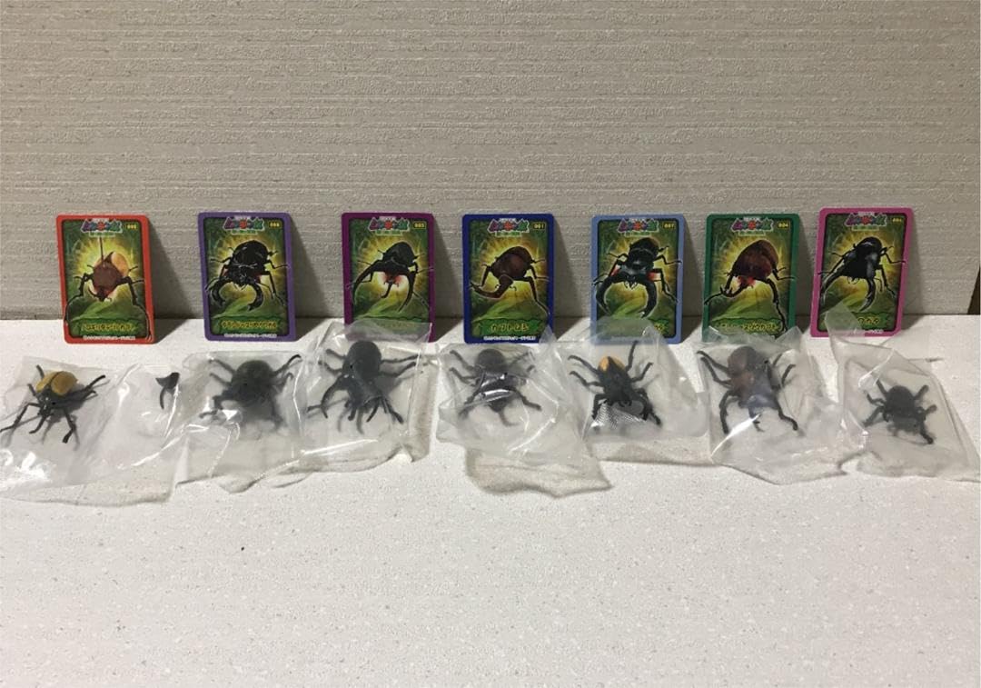 ムシキング甲虫図鑑2 フィギュアの確認用 ムシキング甲虫図鑑2