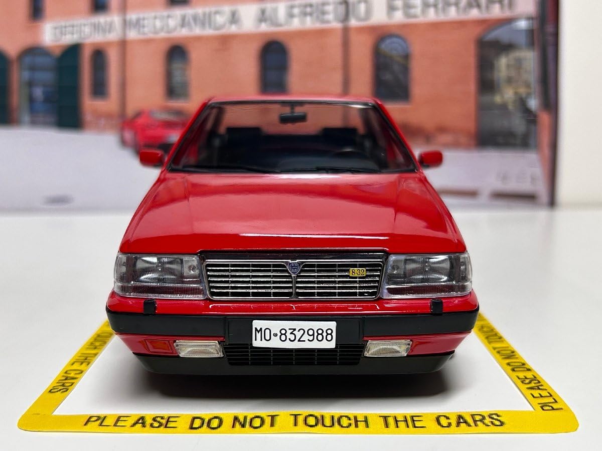 1/18 ランチア テーマ 8.32 フェラーリ 1988 リアウィング レッド